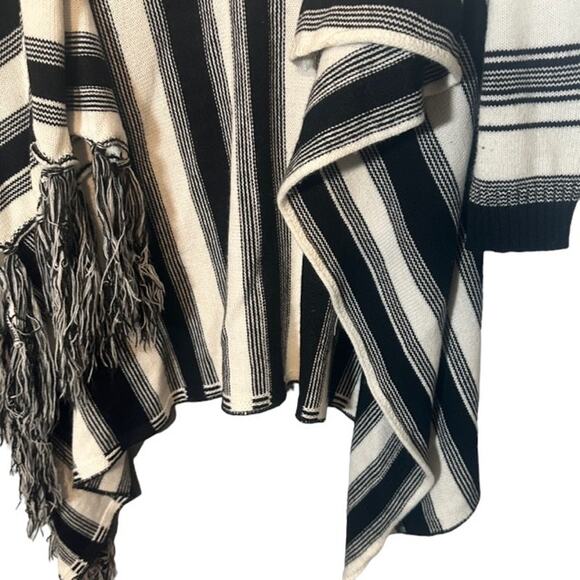 Venus Black & White Striped Opened Front Tassel Detail Knit Cardigan Women Sz XL - Picture 4 of 9